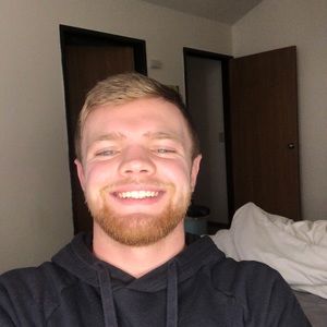 Meet your Posher, Cameron